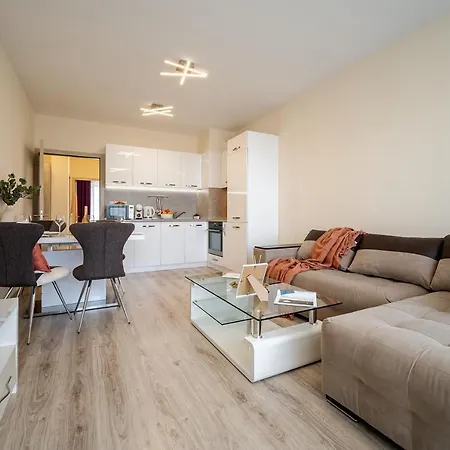 Summertime In South Bay Apartment