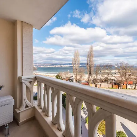 Summertime In South Bay Apartment Varna