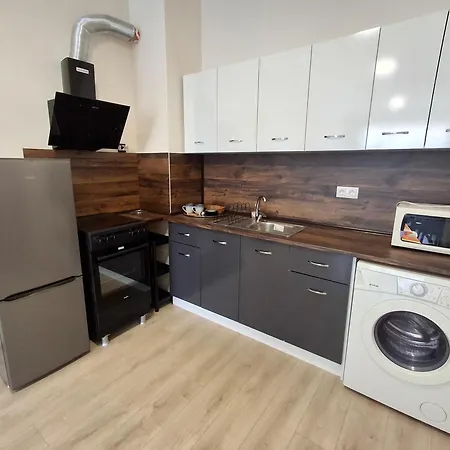 Summertime In South Bay Apartment