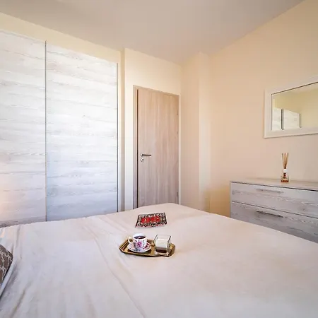 Summertime In South Bay Daire *