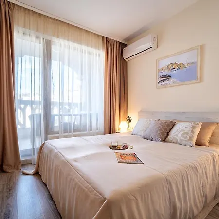 Daire Summertime In South Bay *