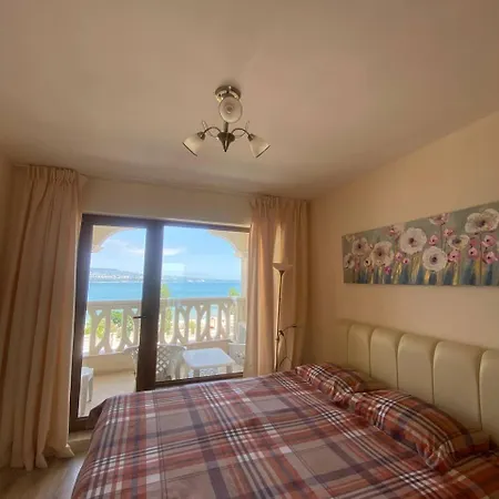 Summertime In South Bay Apartamento Varna