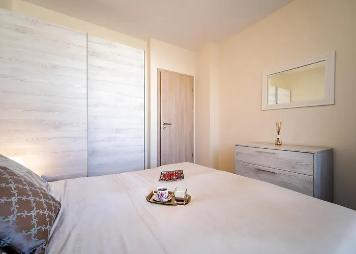 Summertime In South Bay Daire *