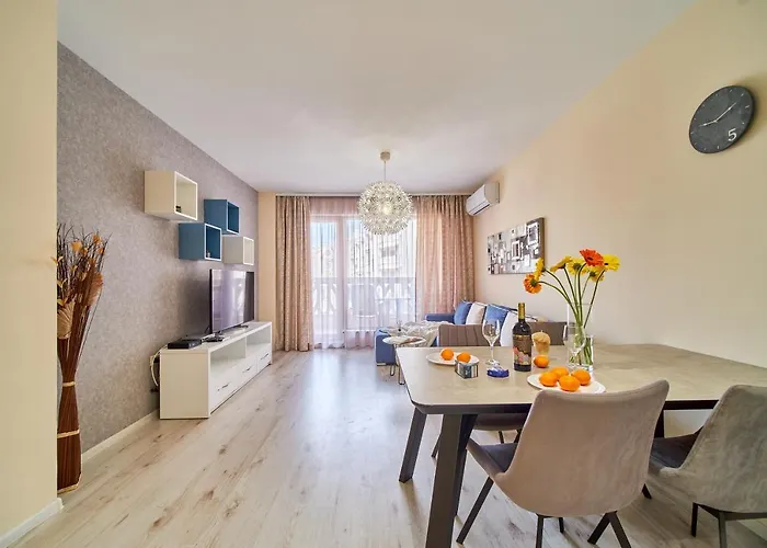 Summertime In South Bay Daire