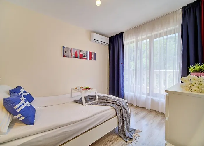 アパート Summertime In South Bay ヴァルナ